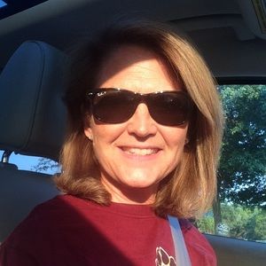 Meet your Posher, Sandi